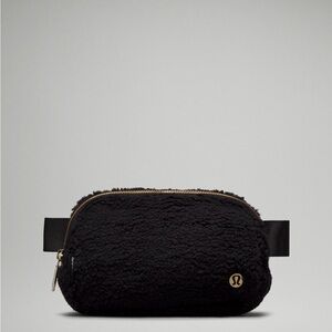 Lululemon Everywhere Belt Bag 1L *Fleece